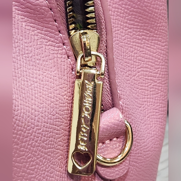 Betsey Johnson Elegant Pink Handbag - Picture 6 of 11
